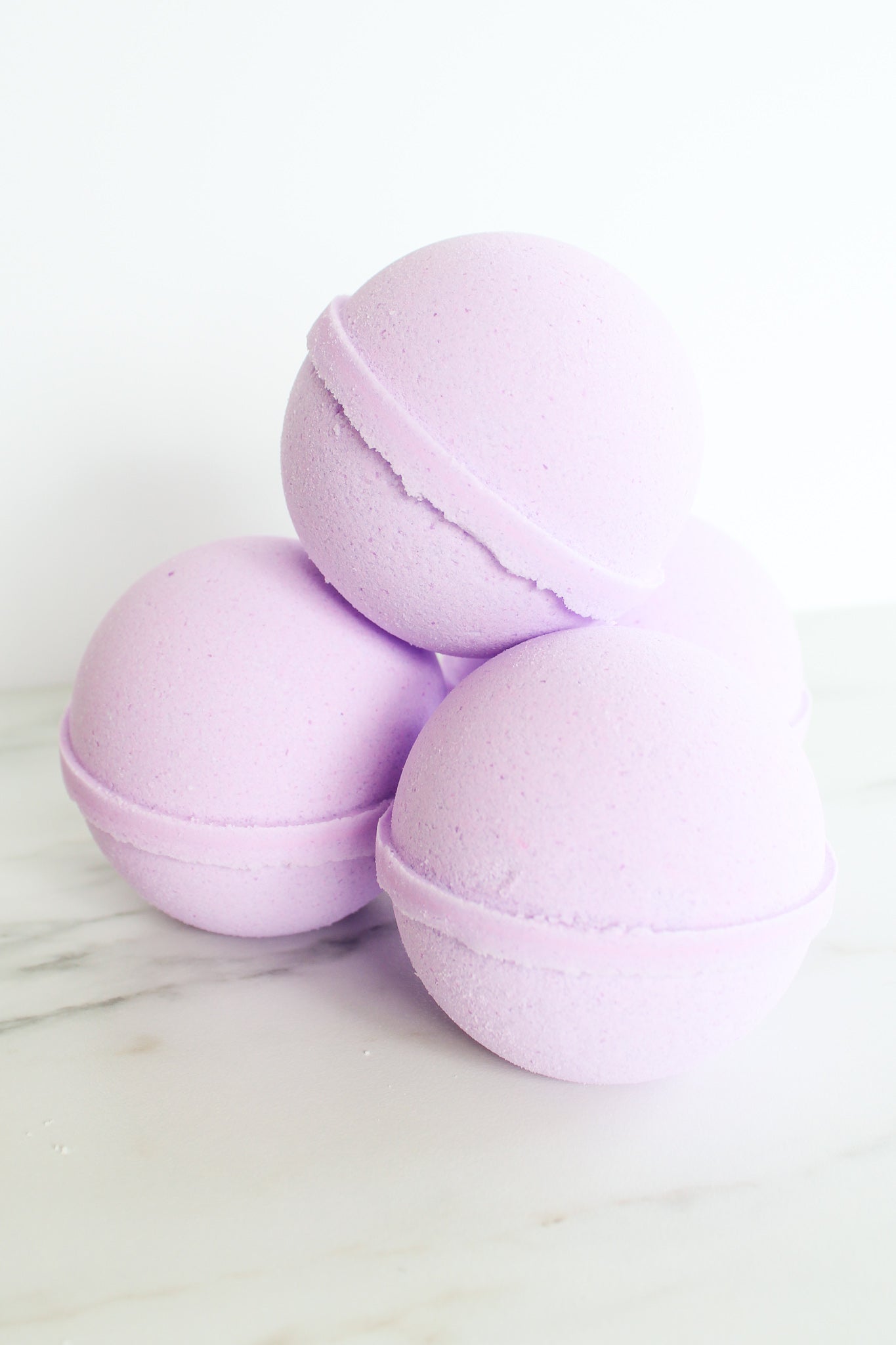 Lavender - Handmade Luxury Bath Bomb